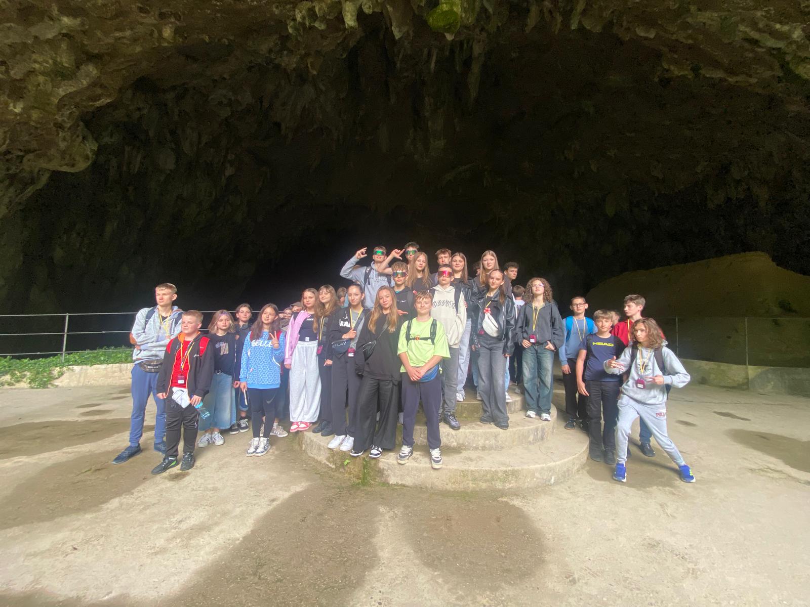 Fotorelacja z Zielonej Szkoły klas 6 - 8 w Słowenii z wizytą w Chorwacji i we Włoszech.